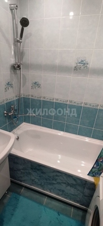 
  Сдается 2-комн. квартира, 52 м², Лазурная ул, д. 18
. Фото 11.