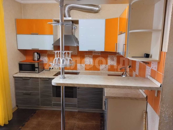 
  Сдается 2-комн. квартира, 72 м², Семьи Шамшиных ул, д. 18
. Фото 9.
