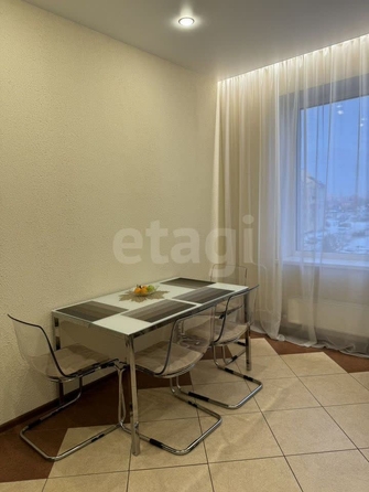 
  Продается 2-комн. квартира, 56.4 м², Пригородная ул, д. 19
. Фото 2.