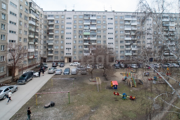 
  Продается 3-комн. квартира, 58.9 м², Полтавская ул, д. 33
. Фото 27.