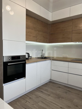 
  Сдается 2-комн. квартира, 65 м², Выборная ул, д. 99/6
. Фото 7.