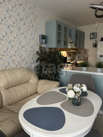 
  Продается 2-комн. квартира, 63 м², Петухова ул, д. 156
. Фото 7.