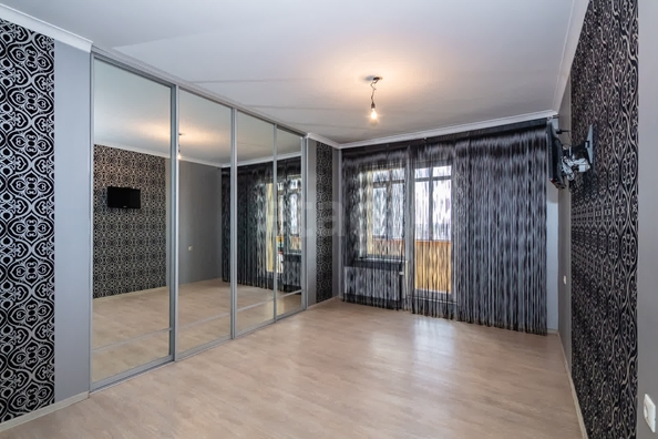 
  Продается 2-комн. квартира, 90.4 м², Кирова ул, д. 25
. Фото 16.
