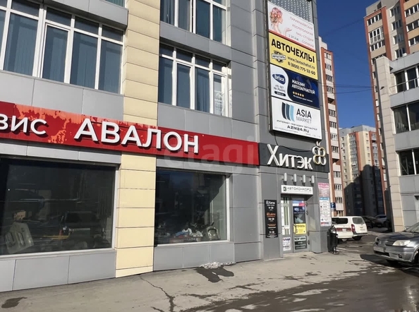 
  Сдается универсальное помещение, 370 м², Бориса Богаткова ул, д. 253/2
. Фото 1.
