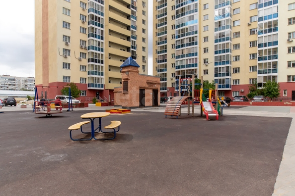 
  Продается 3-комн. квартира, 92 м², Костычева ул, д. 74/1
. Фото 27.