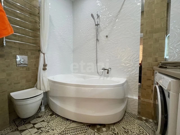 
  Продается 2-комн. квартира, 55 м², Кавалерийская ул, д. 7
. Фото 8.