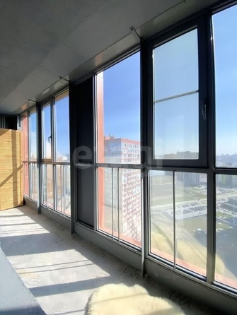 
  Сдается 1-комн. квартира, 62.5 м², Ясный Берег ул, д. 10
. Фото 3.
