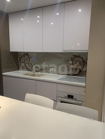 
  Продается 4-комн. квартира, 95.3 м², Линейная ул, д. 53/1
. Фото 19.
