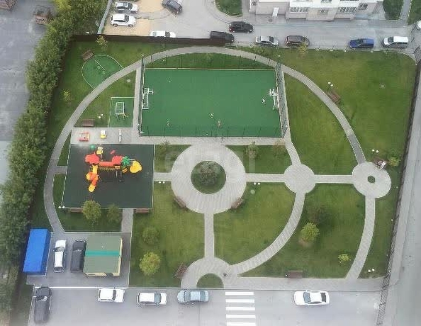 
  Продается 3-комн. квартира, 95.3 м², Линейная ул, д. 53/1
. Фото 1.