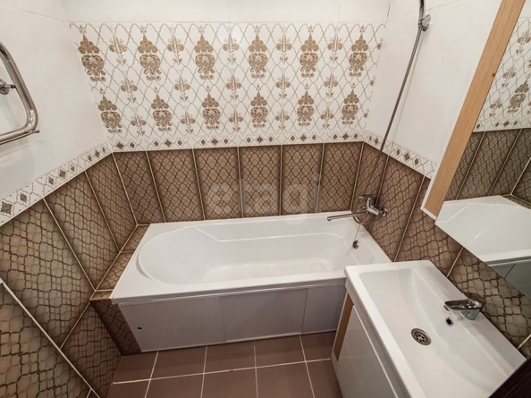 
  Продается 2-комн. квартира, 58.2 м², Плющихинская ул, д. 2
. Фото 37.