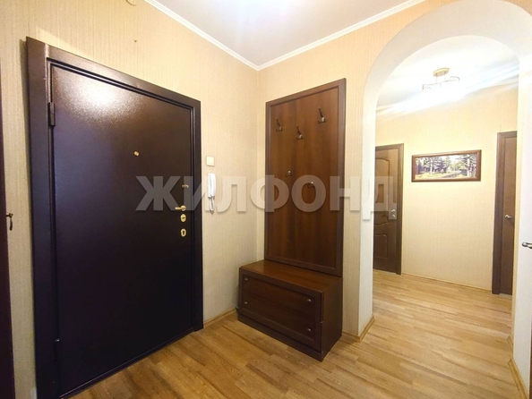 
  Продается 2-комн. квартира, 54.4 м², Александра Невского ул, д. 20
. Фото 7.