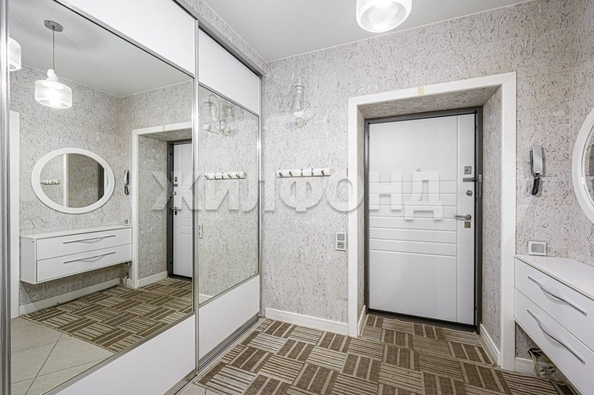 
  Продается 2-комн. квартира, 55.7 м², Есенина ул, д. 67
. Фото 16.