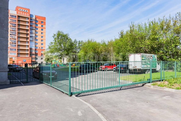 
  Продается 2-комн. квартира, 55.7 м², Есенина ул, д. 67
. Фото 24.