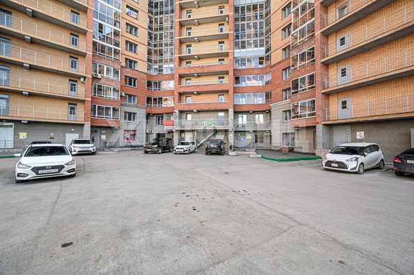 
  Продается 2-комн. квартира, 55.7 м², Есенина ул, д. 67
. Фото 26.
