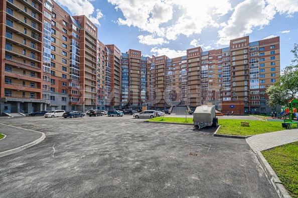 
  Продается 2-комн. квартира, 55.7 м², Есенина ул, д. 67
. Фото 30.
