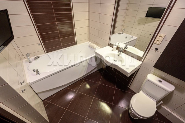 
  Продается 3-комн. квартира, 77 м², Державина ул, д. 77/1
. Фото 29.