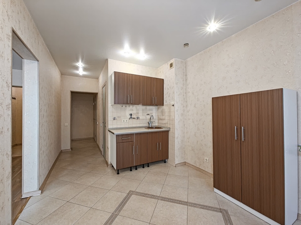 
  Продается 1-комн. квартира, 42 м², Виталия Потылицына ул, д. 11
. Фото 3.