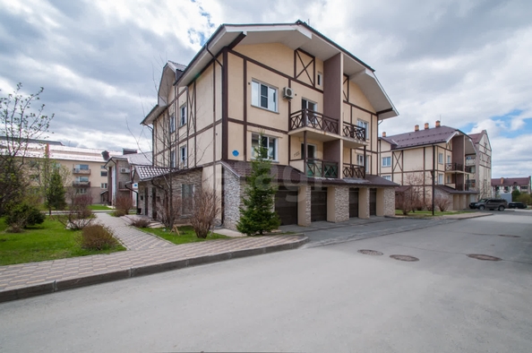 
  Продается 4-комн. квартира, 160.3 м², Кирова ул, д. 350
. Фото 26.