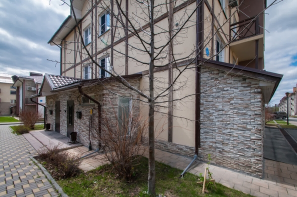 
  Продается 4-комн. квартира, 160.3 м², Кирова ул, д. 350
. Фото 38.
