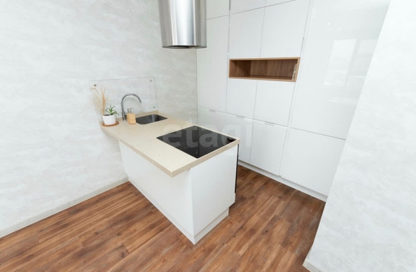 
  Продается 2-комн. квартира, 36.4 м², Владимира Заровного ул, д. 38
. Фото 3.