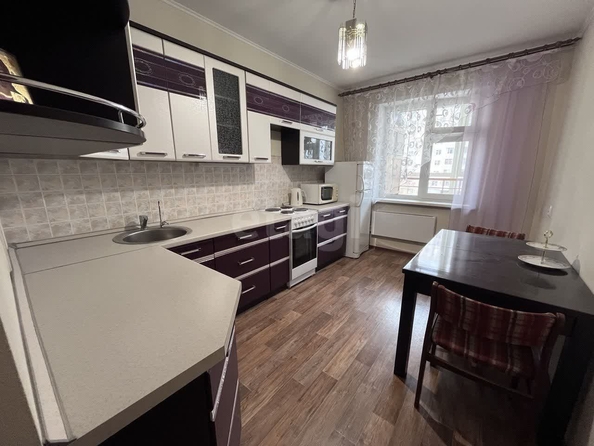 
  Сдается 2-комн. квартира, 59.6 м², Гребенщикова ул, д. 7
. Фото 1.