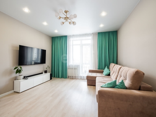 
  Продается 1-комн. квартира, 43.4 м², Кирова ул, д. 342
. Фото 3.
