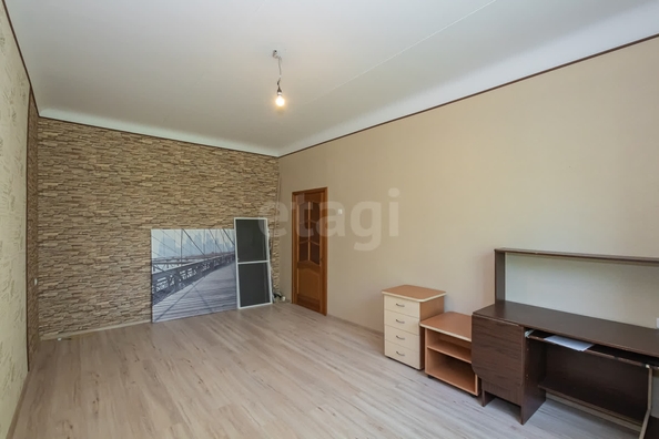 
  Продается 3-комн. квартира, 74.2 м², Героев Труда ул, д. 14
. Фото 9.
