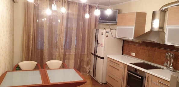 
  Сдается 3-комн. квартира, 81.7 м², Щетинкина ул
. Фото 1.