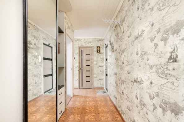 
  Продается 3-комн. квартира, 58.8 м², Бориса Богаткова ул, д. 264/1
. Фото 12.