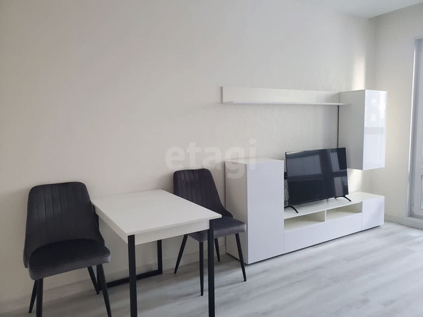 
  Сдается 1-комн. квартира, 24.8 м², Ясный Берег ул, д. 33
. Фото 3.