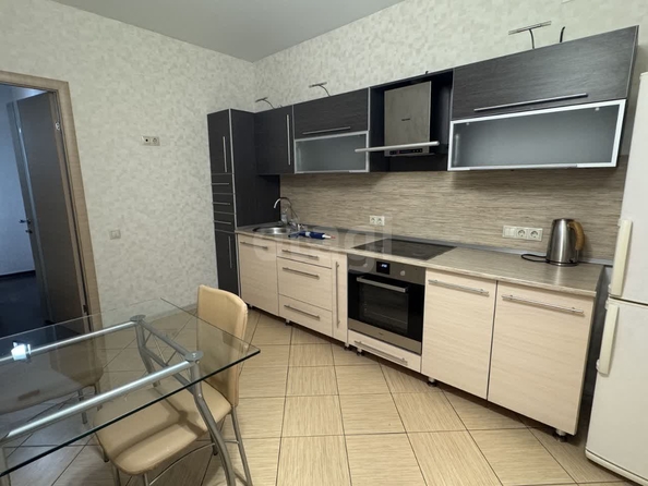
  Сдается 1-комн. квартира, 41 м², Адриена Лежена ул, д. 10/3
. Фото 3.