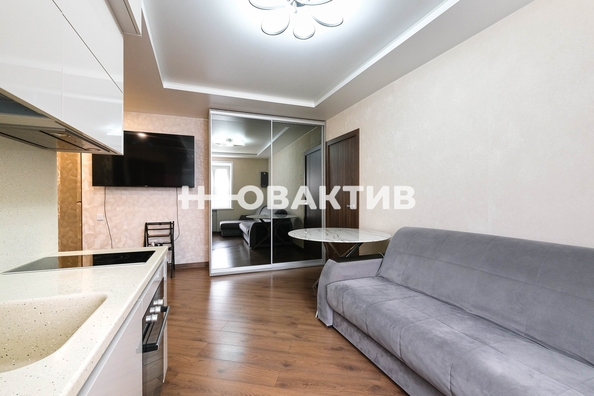 
  Продается 2-комн. квартира, 43.8 м², Максима Горького ул, д. 104
. Фото 4.