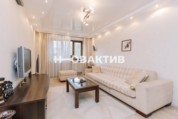
  Продается 3-комн. квартира, 63.8 м², Громова ул, д. 7
. Фото 12.