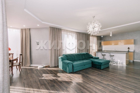 
  Продается 3-комн. квартира, 127.3 м², Богдана Хмельницкого ул, д. 11/3
. Фото 4.