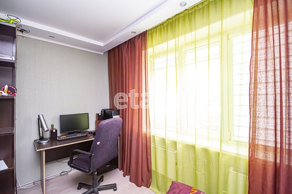 
  Продается 2-комн. квартира, 75 м², В. Высоцкого ул, д. 64
. Фото 5.