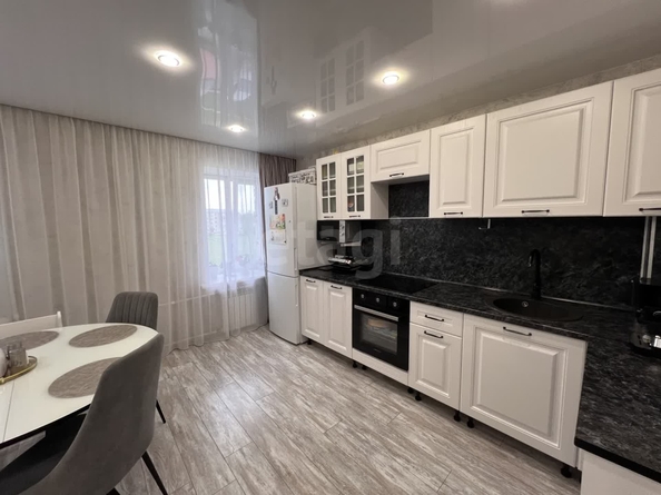 
  Продается 2-комн. квартира, 49.6 м², 2-й кв-л, д. 8
. Фото 11.