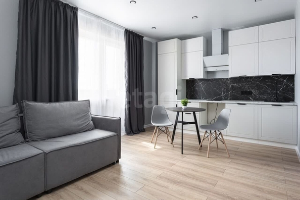 
  Продается 2-комн. квартира, 40 м², Немировича-Данченко ул, д. 16/2
. Фото 1.