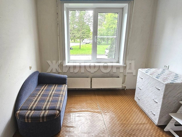 
  Продается 3-комн. квартира, 63.3 м², Краснообск, д. 212
. Фото 7.