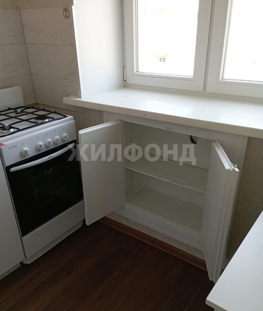 
  Сдается 1-комн. квартира, 35 м², Макаренко ул, д. 23
. Фото 6.