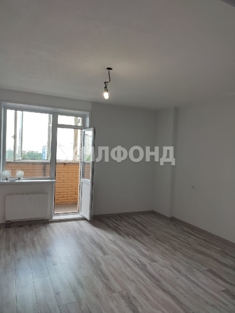 
  Сдается 2-комн. квартира, 60 м², Залесского ул, д. 8/1
. Фото 2.