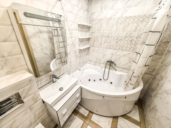 
  Продается 2-комн. квартира, 67 м², Танковая ул, д. 36
. Фото 8.
