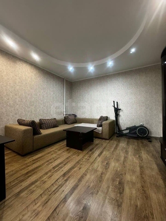 
  Продается 3-комн. квартира, 83.1 м², Урицкого ул, д. 36
. Фото 2.