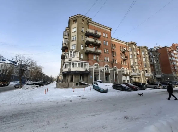 
  Продается готовый бизнес, 362.7 м², Ермака ул, д. 1
. Фото 1.