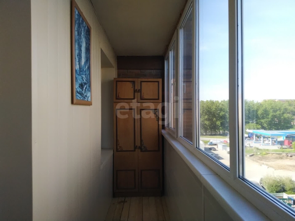 
  Продается 1-комн. квартира, 36.4 м², Петухова ул, д. 14
. Фото 7.
