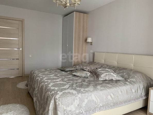 
  Продается 2-комн. квартира, 58.7 м², Большевистская ул, д. 108
. Фото 8.