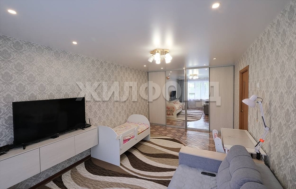 
  Продается 2-комн. квартира, 43.8 м², Невельского ул, д. 63
. Фото 3.