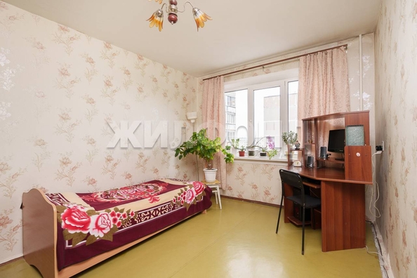 
  Продается 3-комн. квартира, 60 м², Бориса Богаткова ул, д. 194/4
. Фото 7.