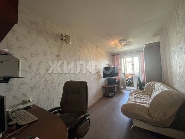 
  Продается 3-комн. квартира, 59.7 м², Крылова ул, д. 45
. Фото 4.