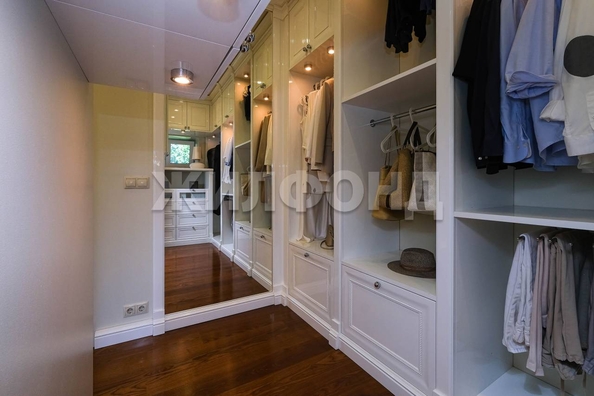 
  Продается 4-комн. квартира, 224.3 м², Кедровая ул, д. 43/4
. Фото 58.