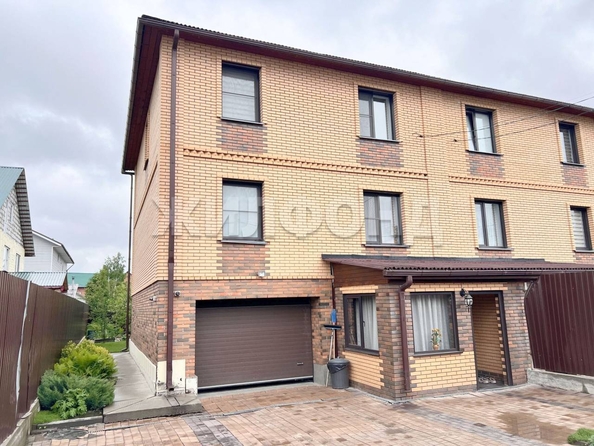 
  Продается дом, 188.3 м², Новосибирск
. Фото 2.